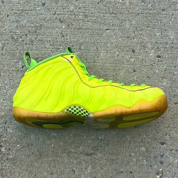 NIKE AIR FOAMPOSITE PRO VOLT NEON YELLOW PENNY ONE 1 624041-700